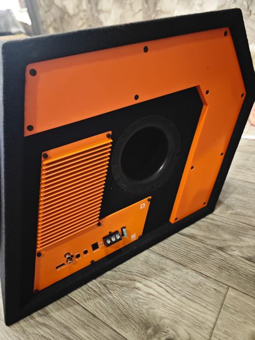 Продам саббуфер DL audio Gryphon pro 15a