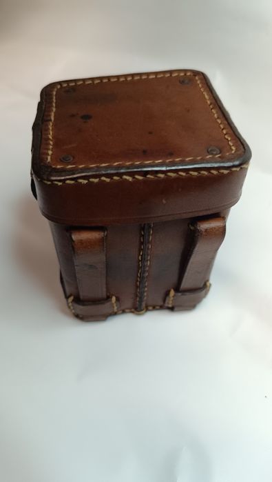 Cutie baterii militară ,căști militare