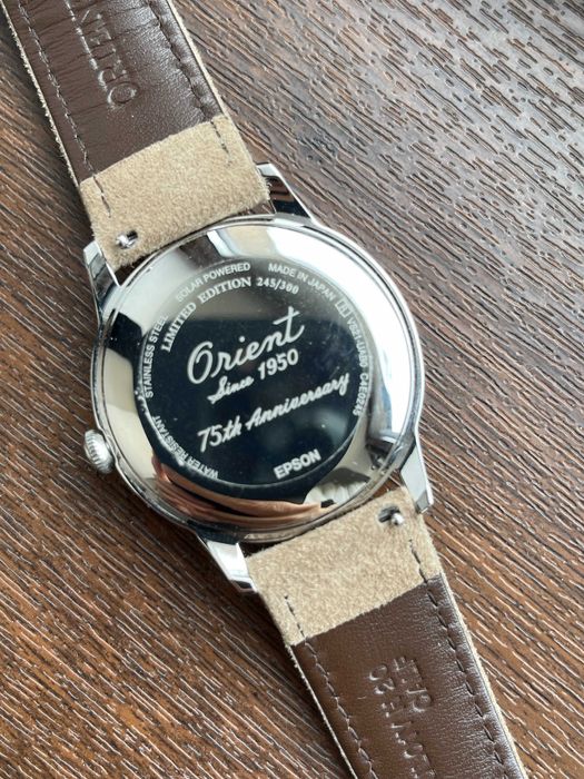 Limited Edition (300 exemplare)- Orient Bambino Solar-Powered