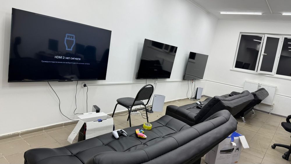 Продается мебель пс клуба (диваны, кресла, столы)