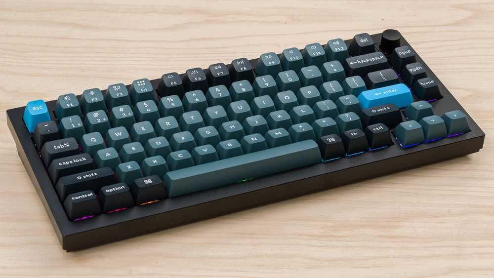 Keychron q3 pro bluetooth mechanical keyboard