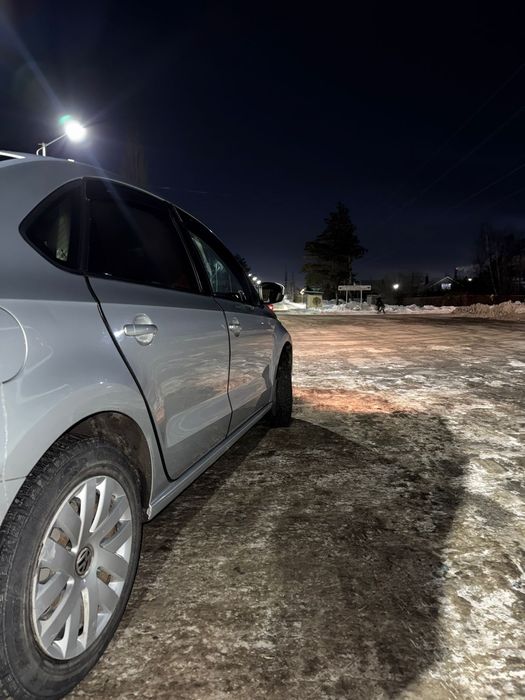 Продаётся Фольксваген Поло 2013 год