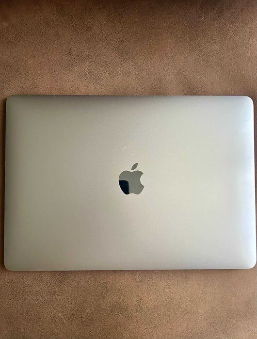 Macbook Pro M1 - 16GB RAM, 512 GB SSD