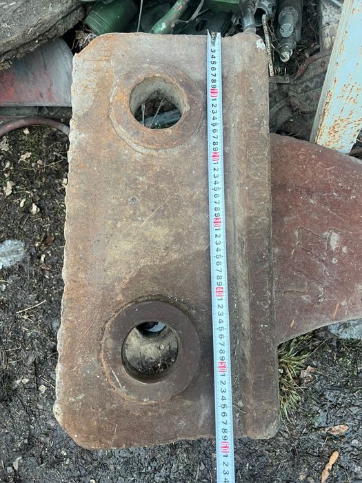 Клык для экскаватора трактора