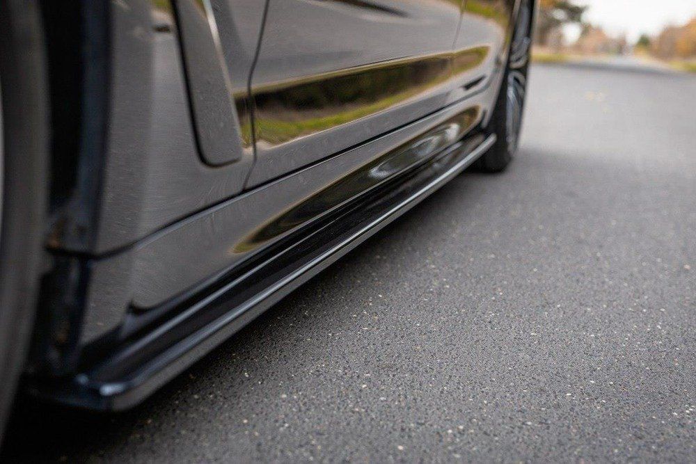 Добавки за прагове Maxton design за BMW G30/G31 (2016-)
