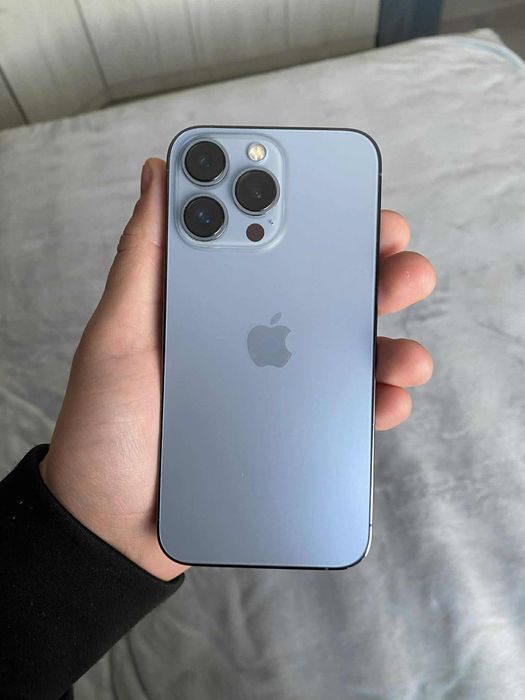 Продавам IPHONE 13 PRO 128 GB Отлично състояние