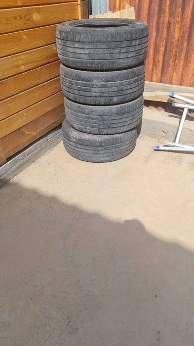 Продам шины Bridgestone 255/55R18