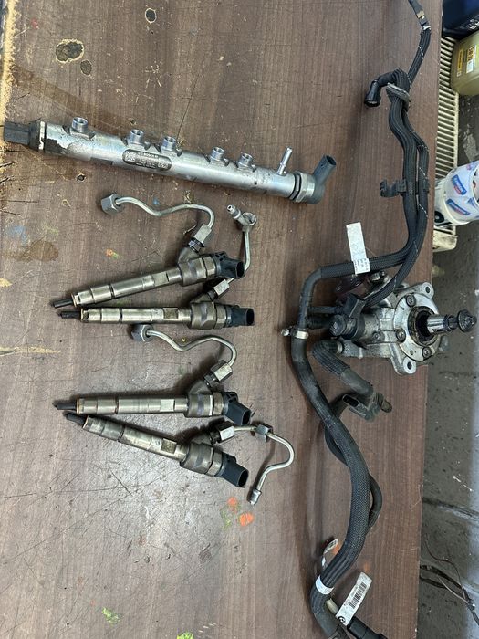 Injectie completa pompa rampa injectoare bmw f10 f30 x3 x1 F25 2.0d N47 184cp