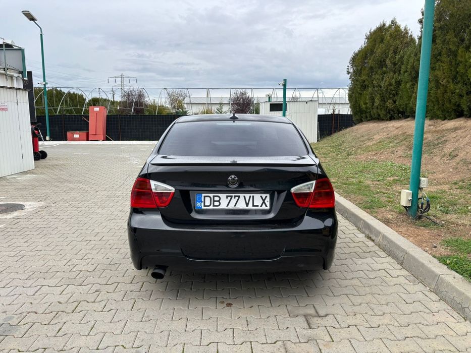 BMW e90 320d automat