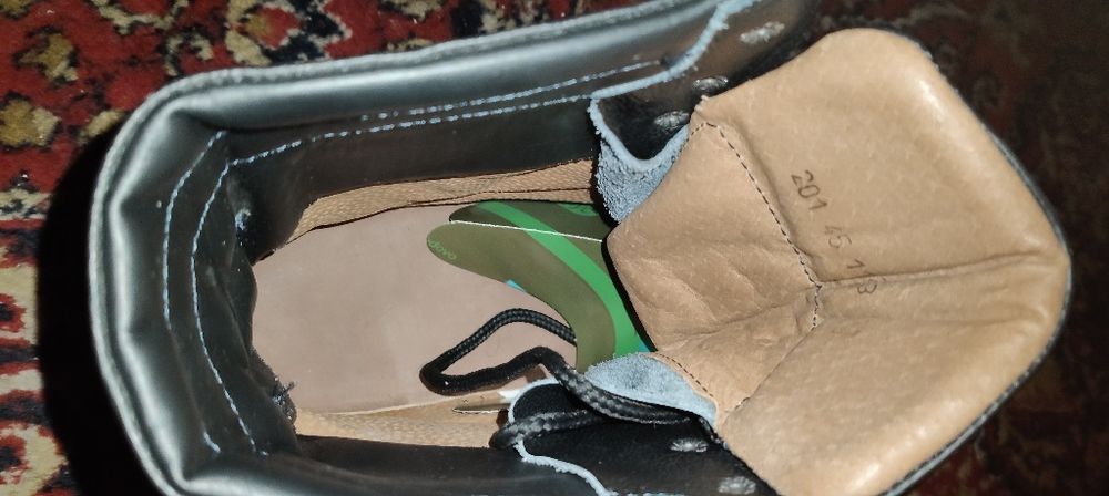 Мъжки кожени,военни кубинки Чисто нови!В кутия.