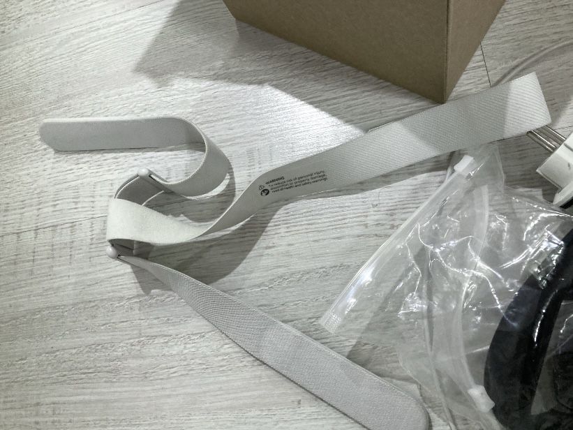 Meta Quest 2 (Oculus Quest 2)