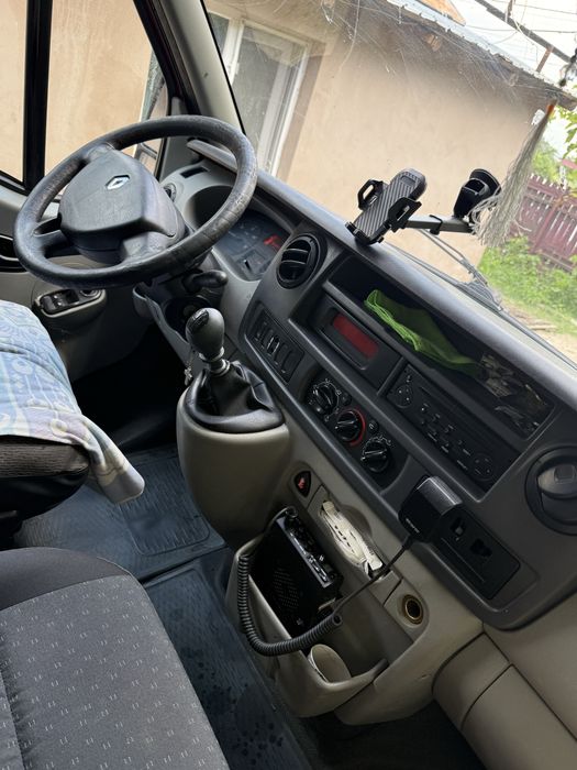 Vând  Renault Master!