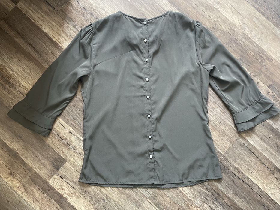 Много ризи размер С