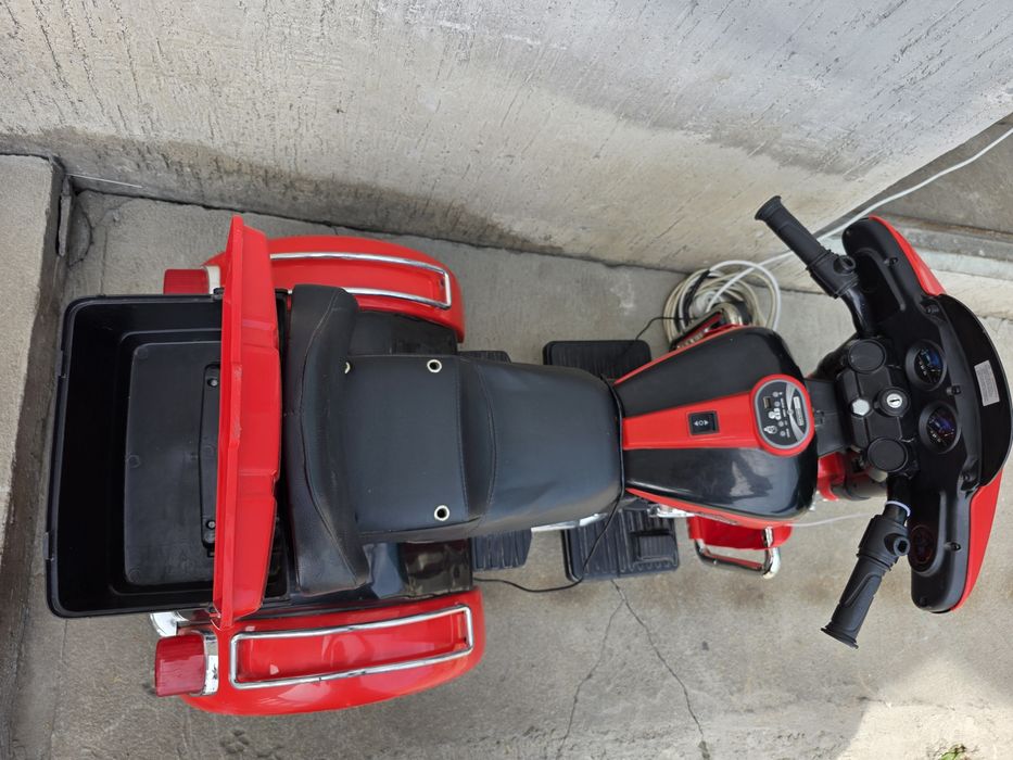 Детский электрический мотоцикл.