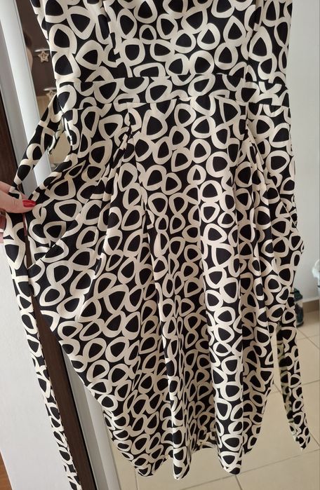 Rochie fina și elegantă, Uttam Butique