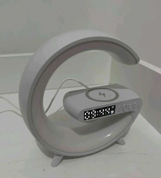 LED Лампа с безжично зареждане