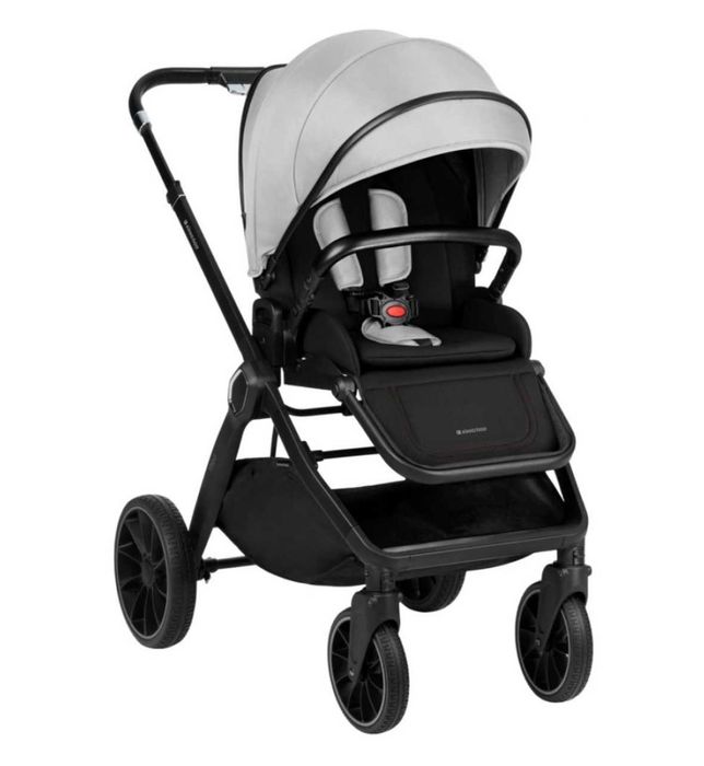 Чисто нова бебешка количка две в едно плюс пдарък