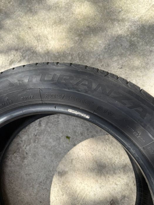 Vind cauciucuri de vara 205/55/R 16 diferite marci.