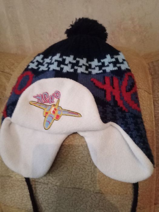 Детские теплые вещи.