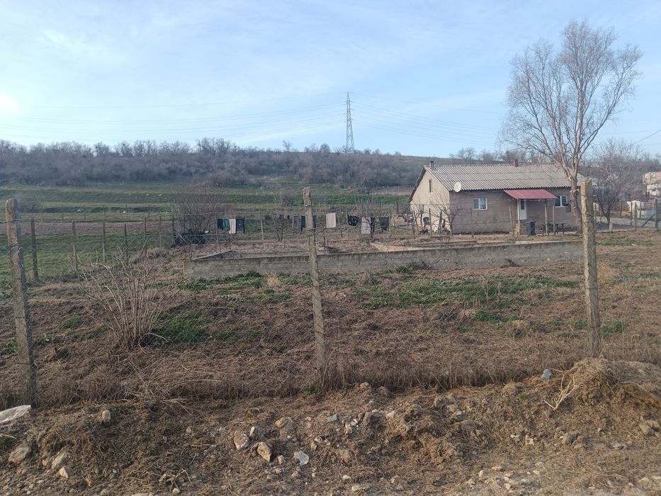 Teren de vânzare Pestera