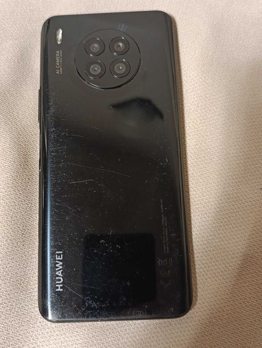 Продавам HUAWEI Nova 8i