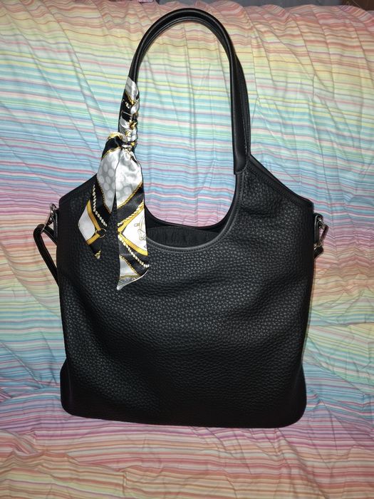 Дамска черна чанта,НОВА