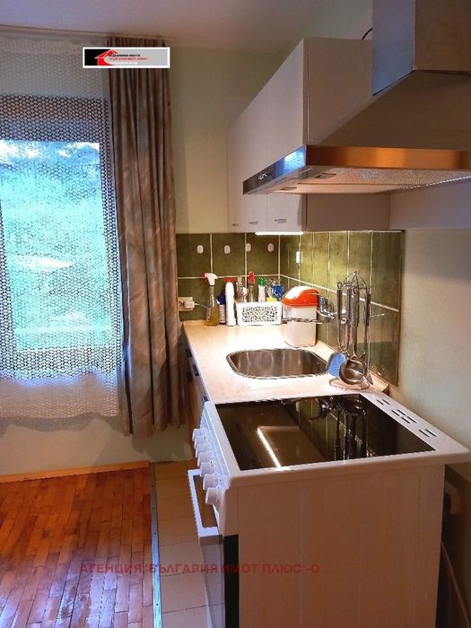 Дава се под наем Етаж от къща в с. Кокаляне, Област София-град - 90 кв.м за 612 € - Снимка #8