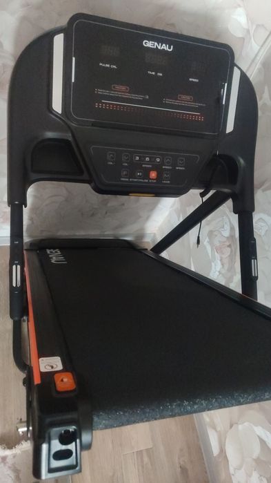 Беговая дорожка Genau