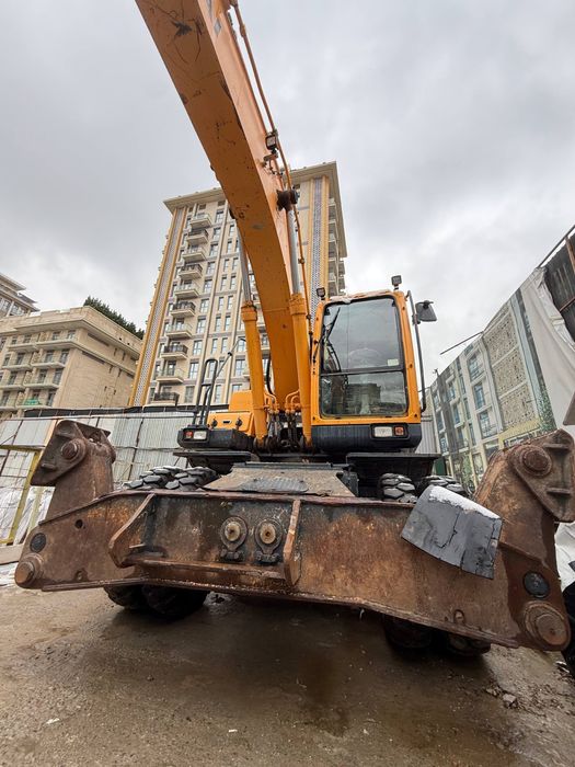Продается экскаватор Hyundai 210/2013 года