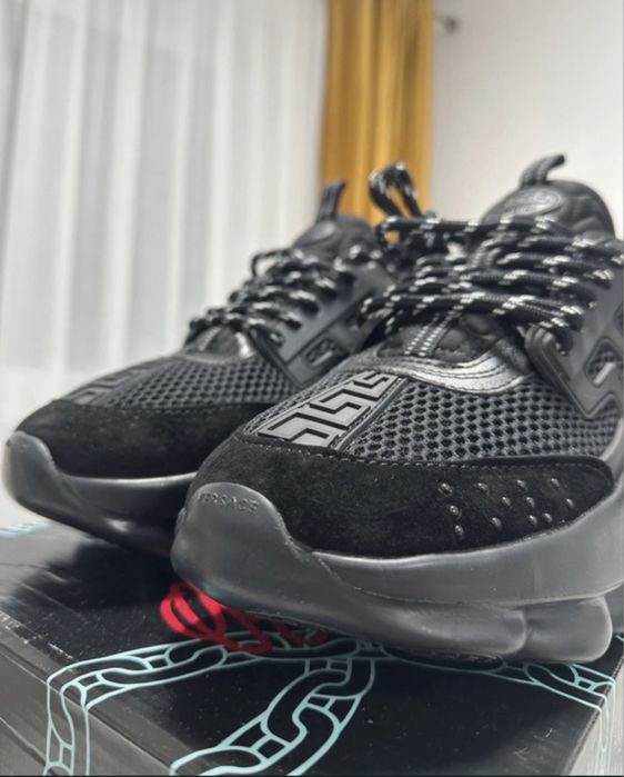 Versace Chain Reaction