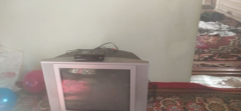 Тилвизр сотилади 100м.с