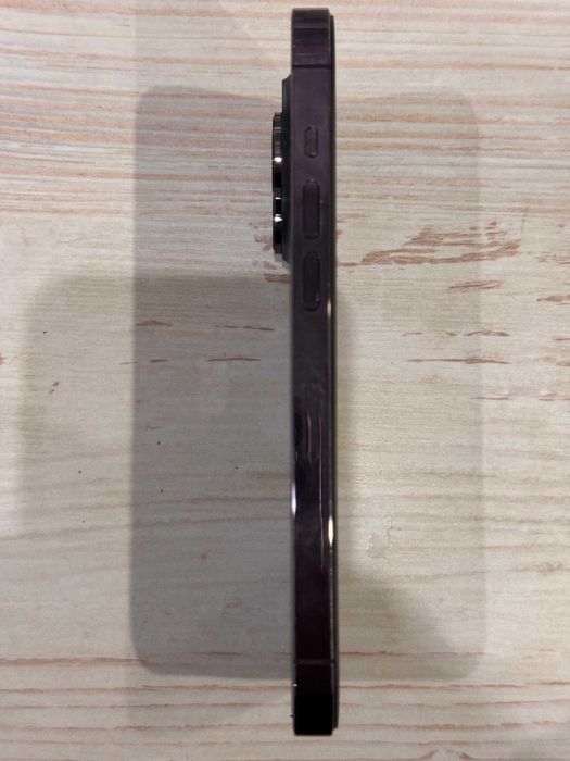 Продаю Iphone 14 PRO