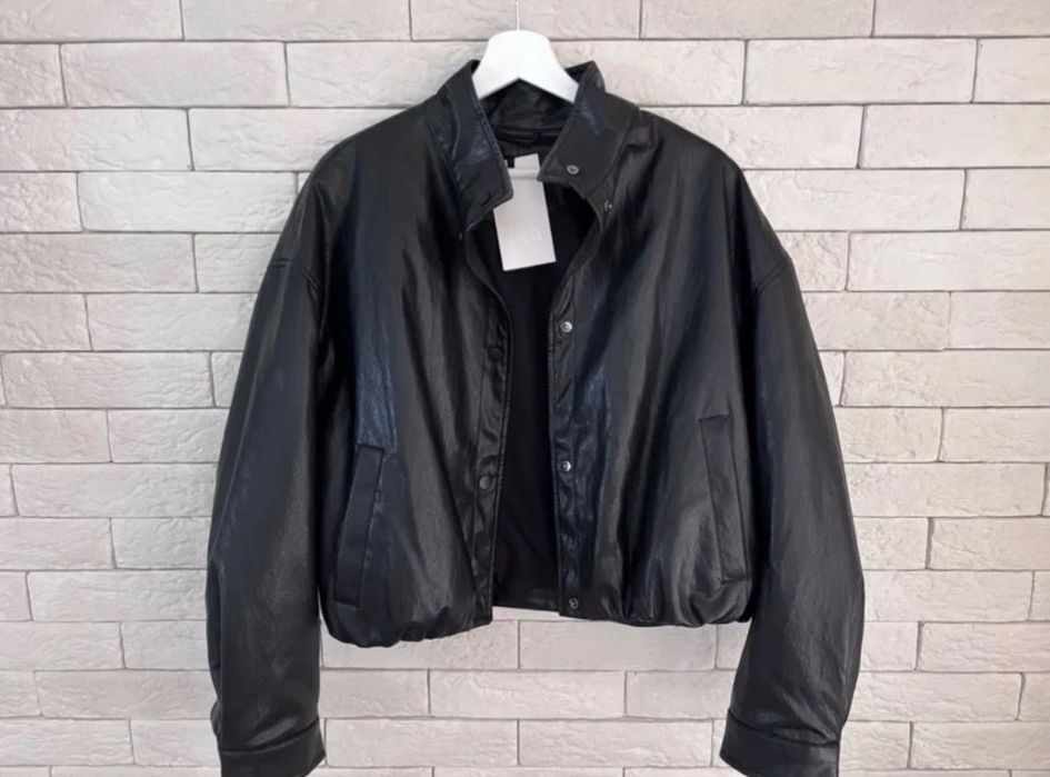 Модерно яке ZARA черно кожено и бежево велур