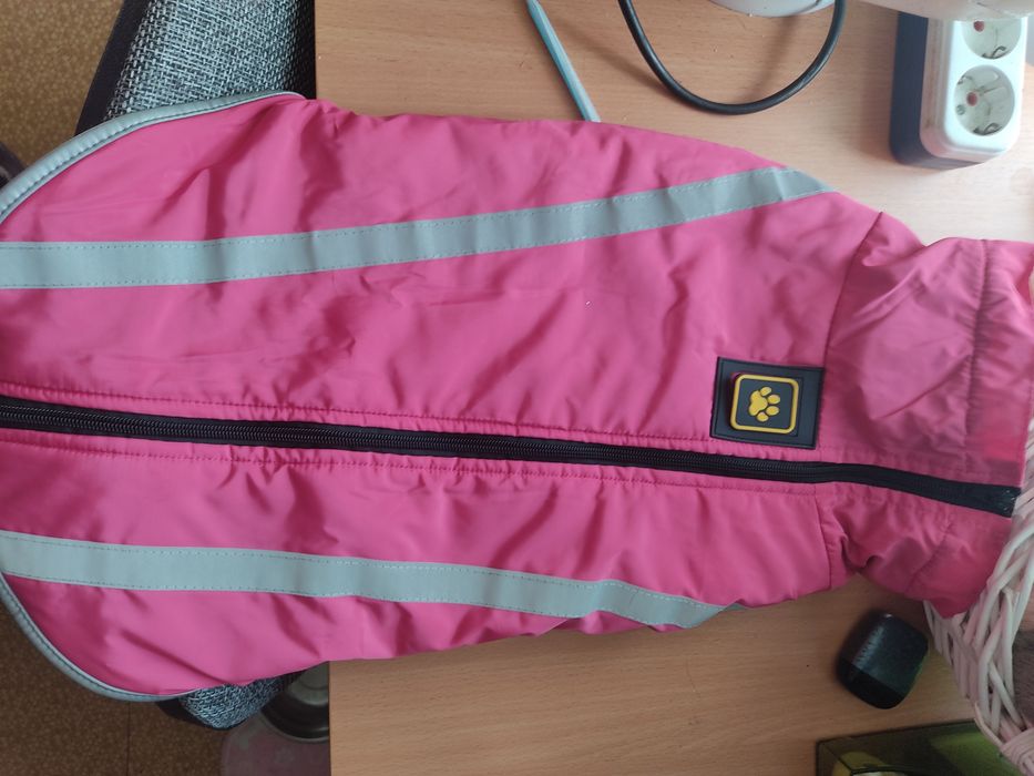 Теплая жилетка для собак