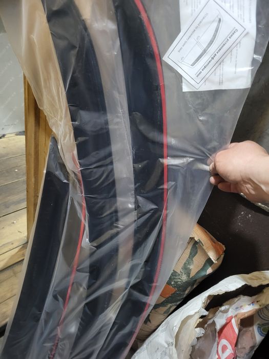 Дефлекторы окон на трекер 3