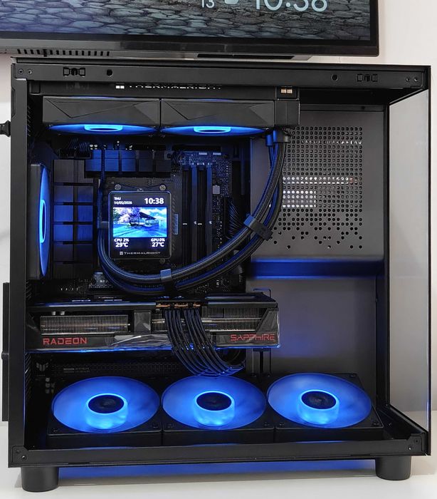 PC Ryzen 7 7800X3D RX 9070 32GB DDR5 1TB NVMe