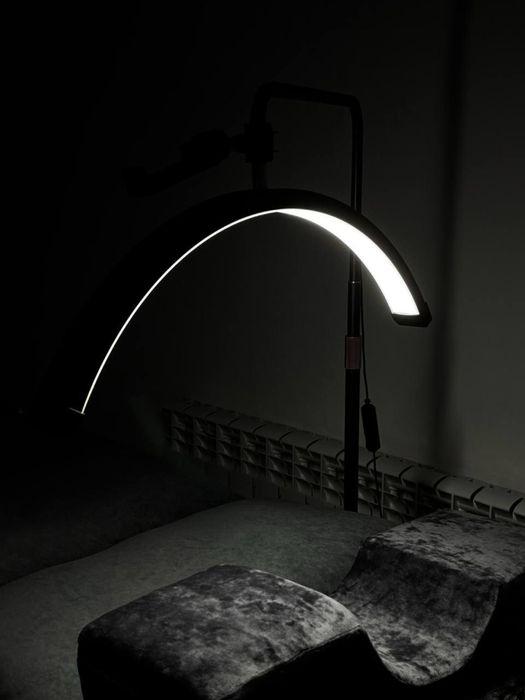 Продам лампу LUNA