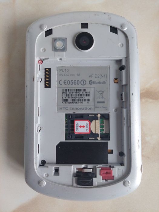 Vând HTC Innovation, în stare bună, fără baterie și capac //poze reale