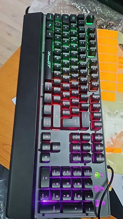 Геймърска клавиатура RaceGT QWERTY, италианска подредба, 104 клавиша