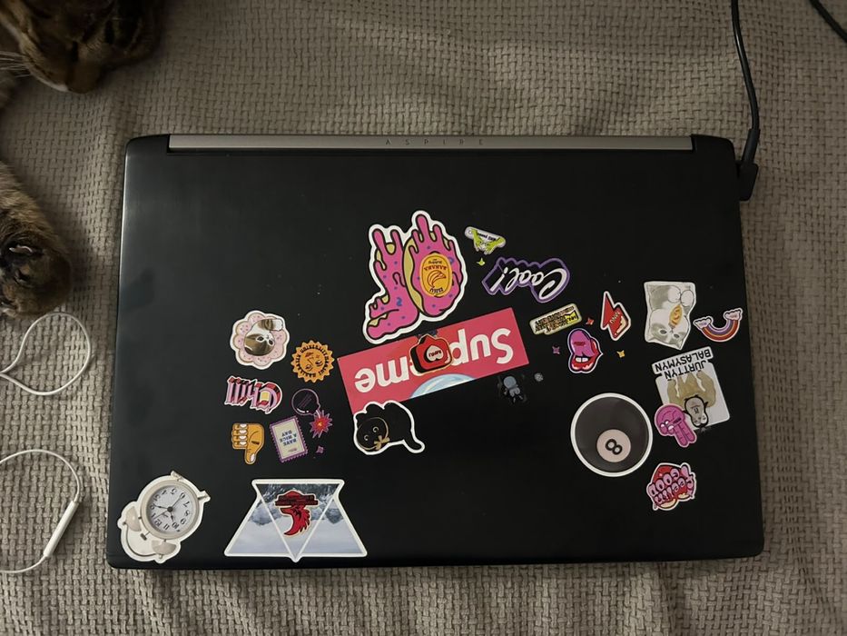 Продам ноутбук Acer Aspire a72