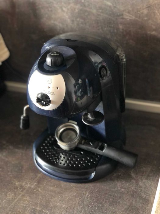 Кафе машина DeLonghi