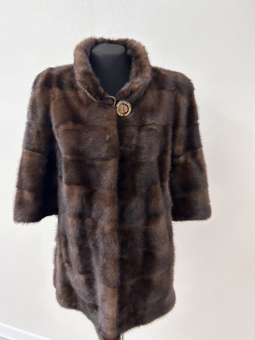 Продам норковую шубу