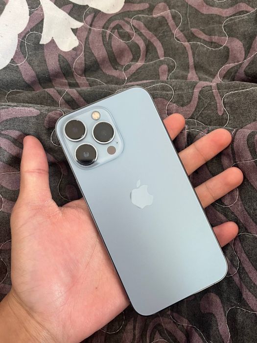 Продам Iphone 13 pro