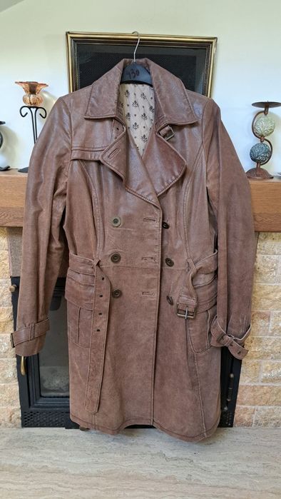 Geaca lungă din piele, damă