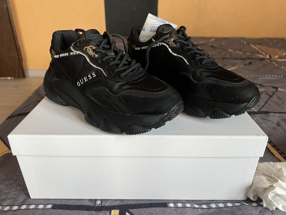 Guess Сникърси Micola