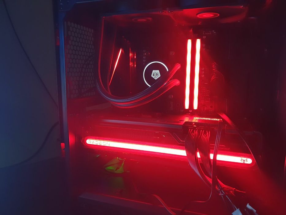 Sapphire rx7800xt nitro plus