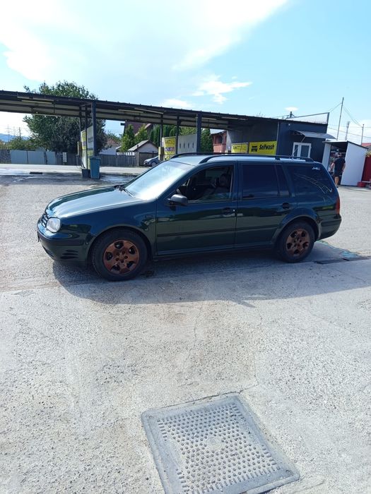 Volkswagen Golf 2000 diesel, 1.078 € — imagine 4