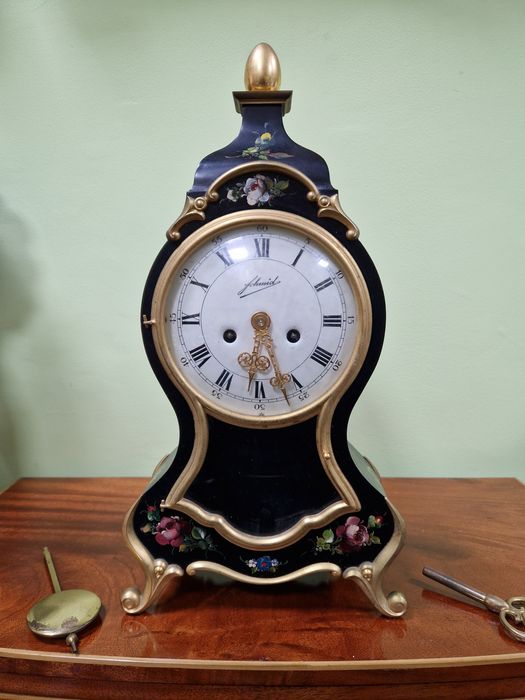 Прекрасен антикварен настолен каминен часовник Schmid