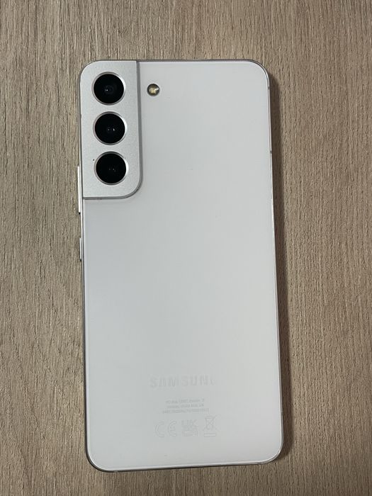 Samsyng Galaxy22  256GB  Бял Отличен