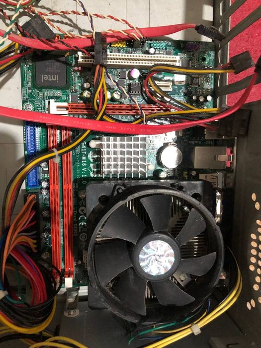 Продам 3 старых системных блока + монитор (комплектом или по отдельнос